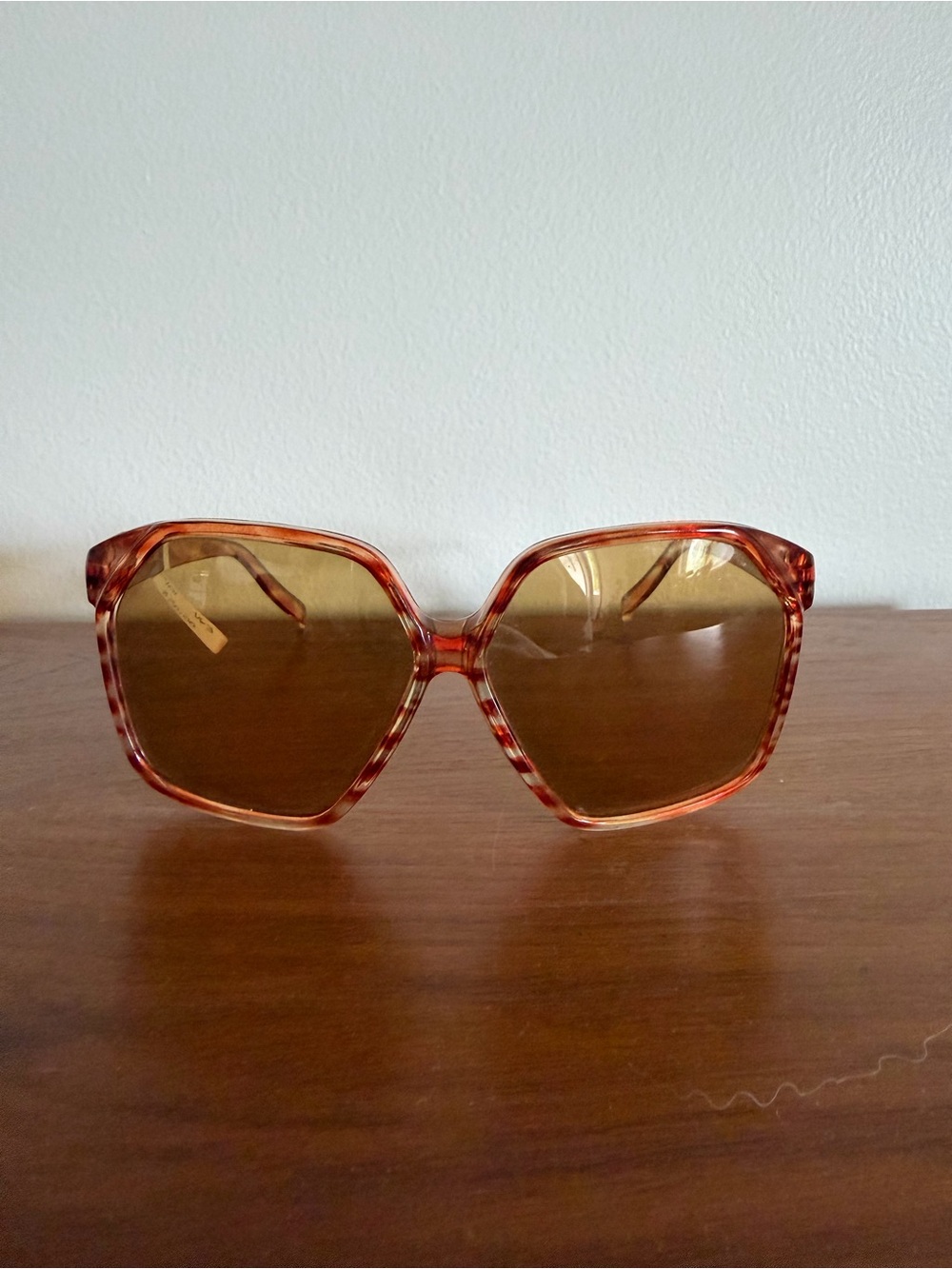 Oversized Vintage Women's Sunglasses in Amber